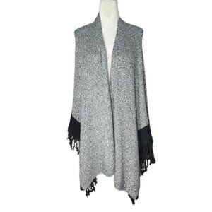 CABI Black and White Women's Wrap Size Small